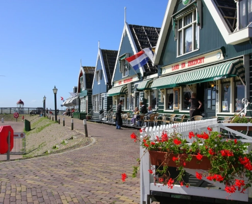 Marken